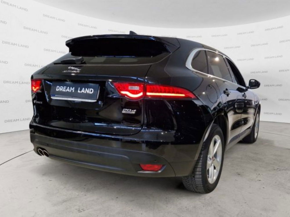 Jaguar F-Pace usata a Livorno (12)