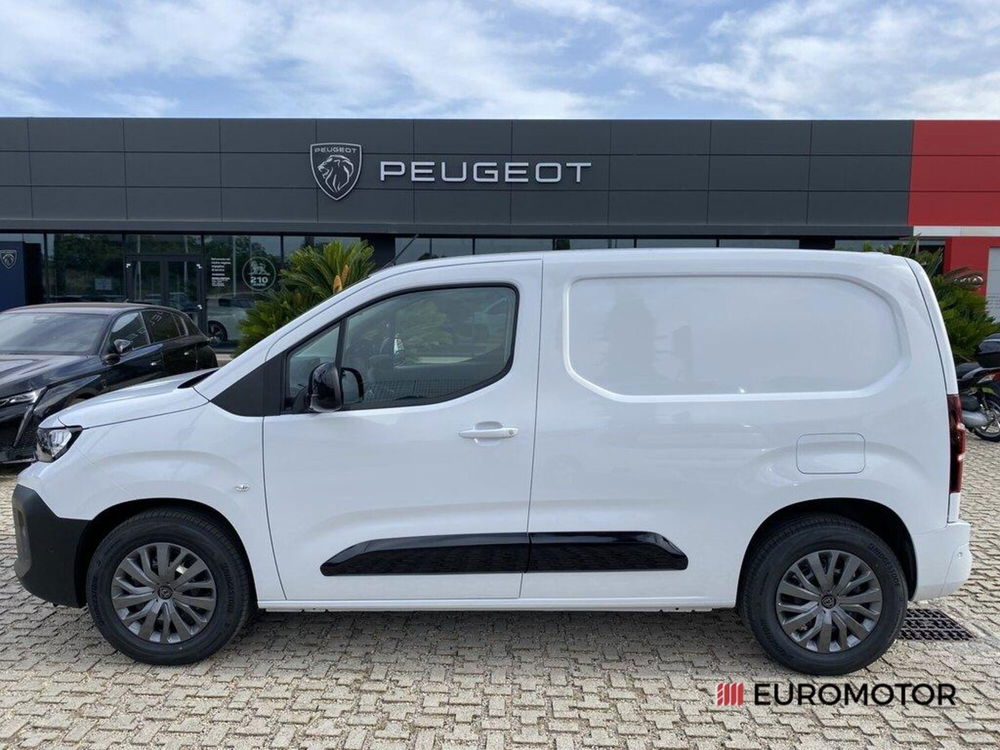 Peugeot Partner Furgone nuova a Bari (14)