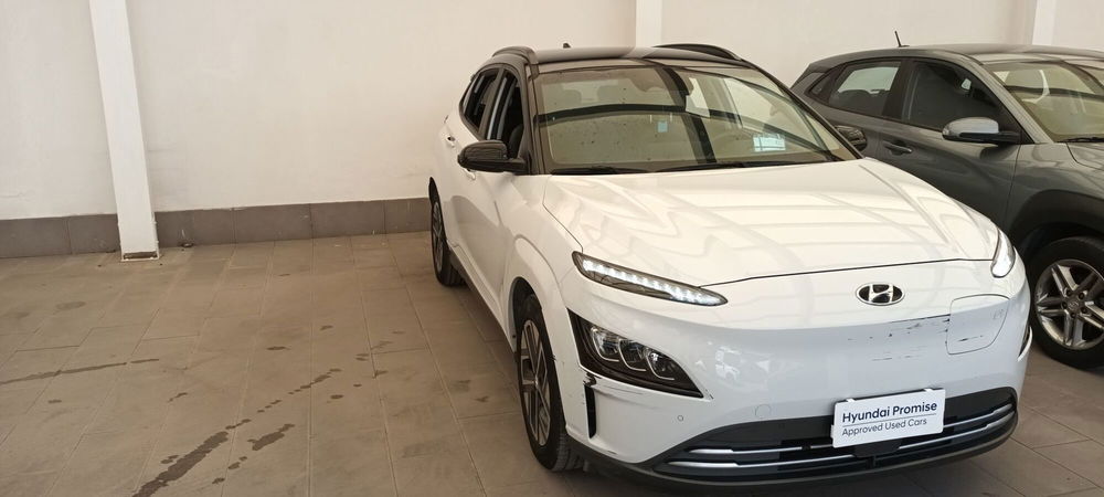 Hyundai Kona usata a Napoli (2)