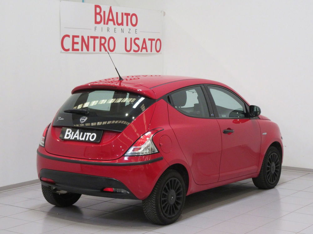 Lancia Ypsilon usata a Firenze (15)