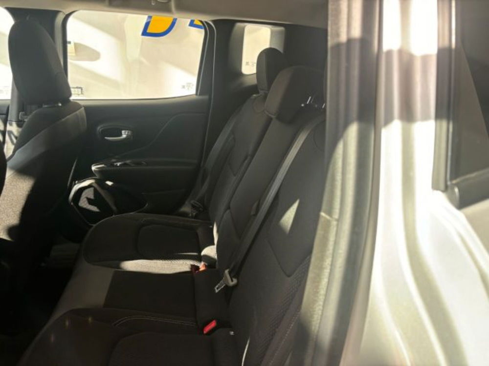 Jeep Renegade usata a Napoli (19)