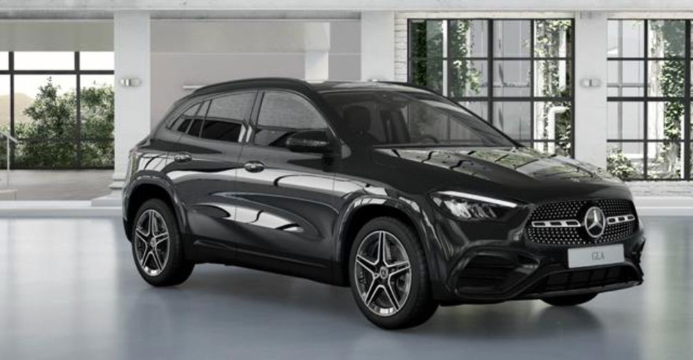 Mercedes-Benz GLA SUV nuova a Torino (8)