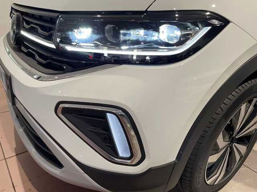 Volkswagen T-Cross nuova a Genova (15)