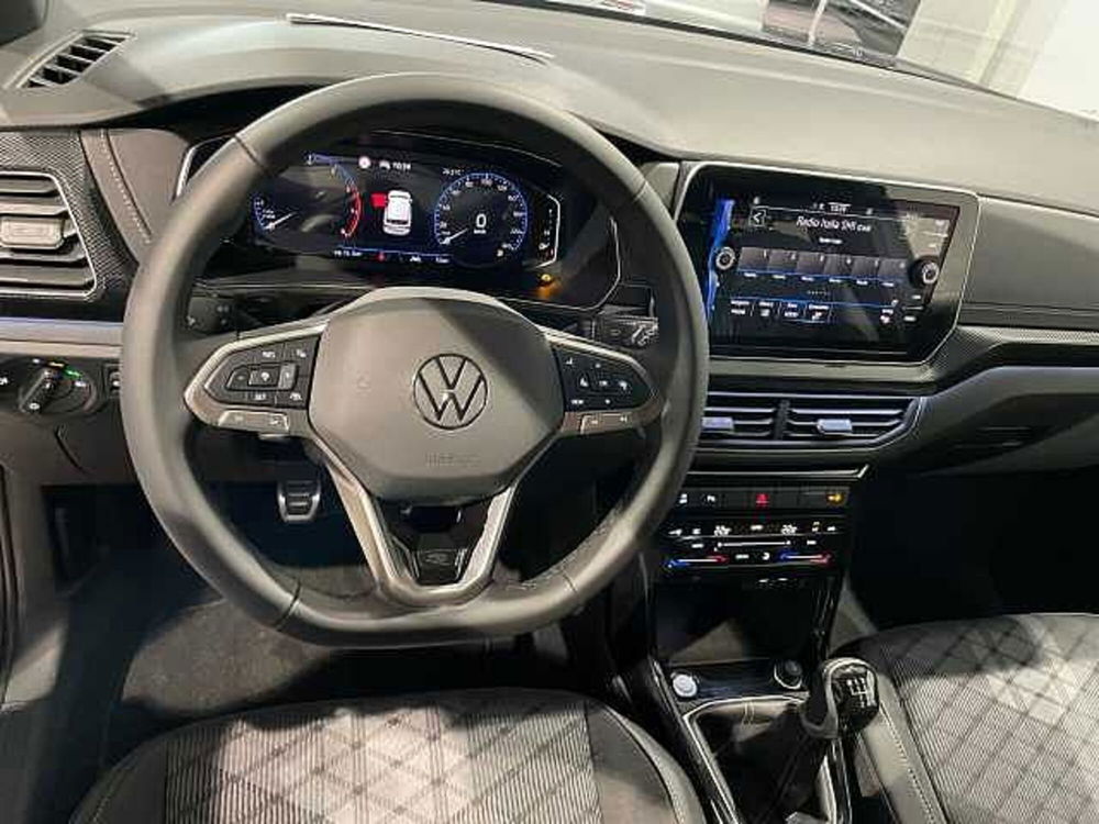 Volkswagen T-Cross nuova a Genova (11)