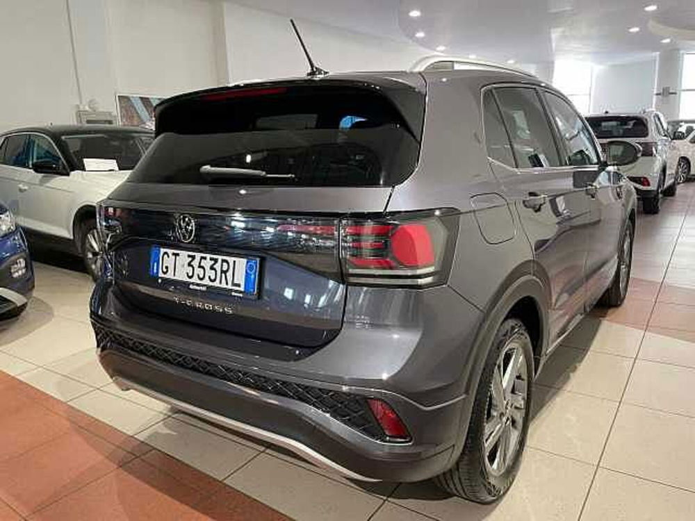 Volkswagen T-Cross nuova a Genova (5)