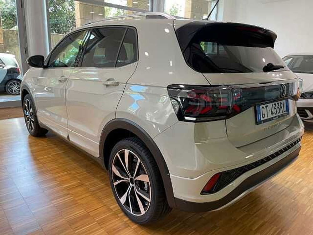 Volkswagen T-Cross nuova a Genova (3)