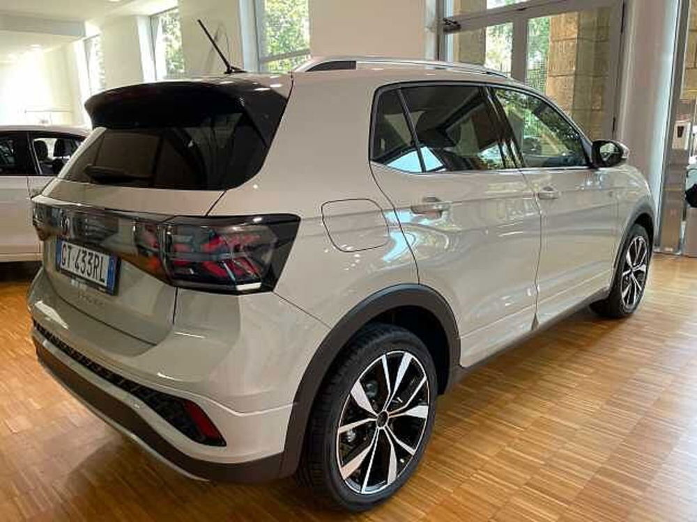 Volkswagen T-Cross nuova a Genova (5)