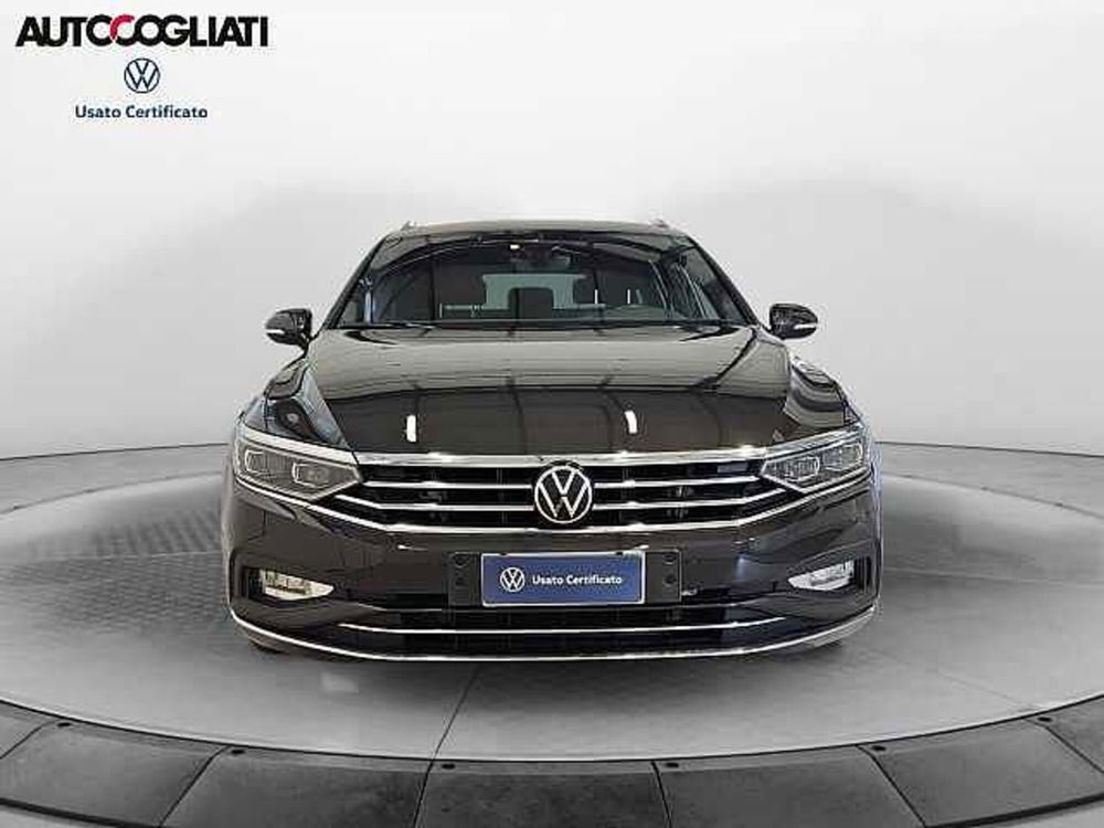 Volkswagen Passat Variant usata a Lecco (2)