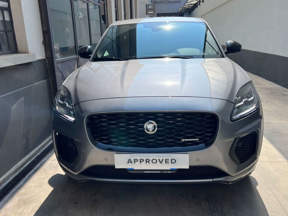 Jaguar E-Pace usata a Milano (8)