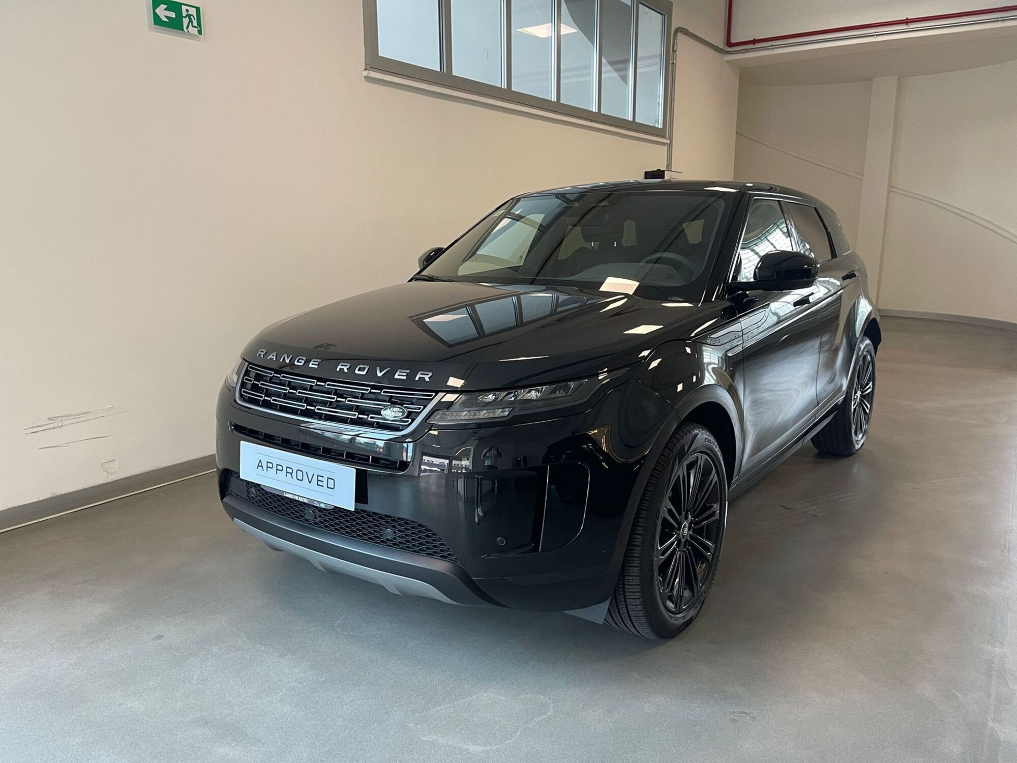 Land Rover Range Rover Evoque 2.0D I4 163 CV AWD Auto S  del 2024 usata a Milano