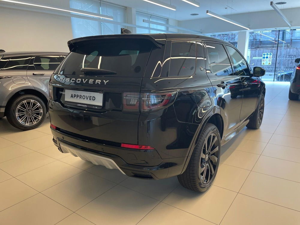 Land Rover Discovery Sport usata a Milano (2)