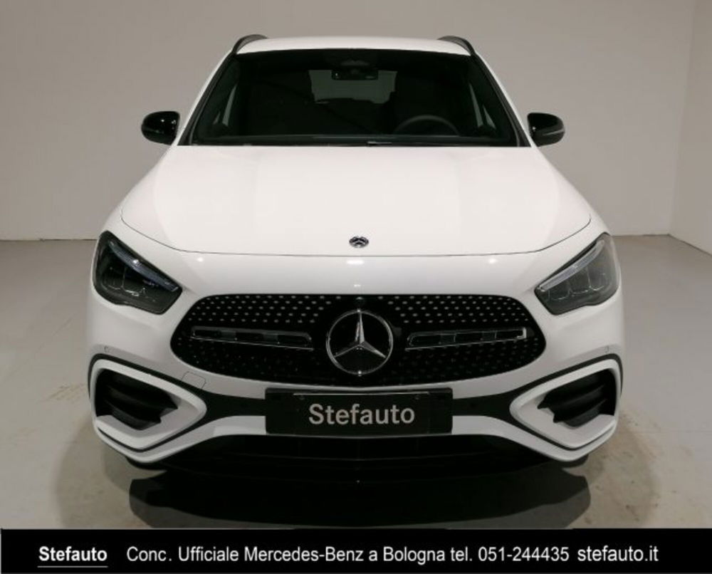 Mercedes-Benz GLA SUV nuova a Bologna (4)