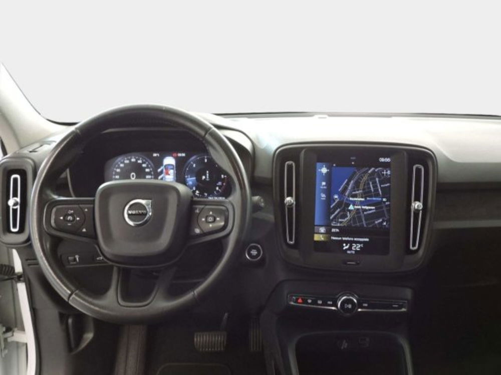 Volvo XC40 usata a Firenze (9)