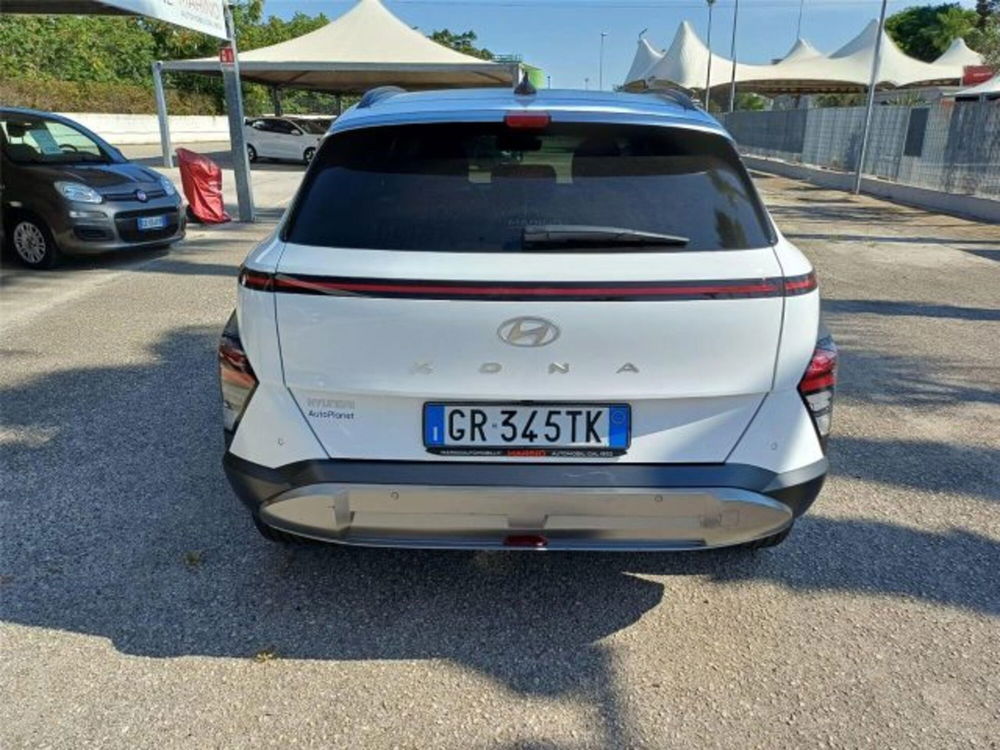 Hyundai Kona usata a Bari (6)