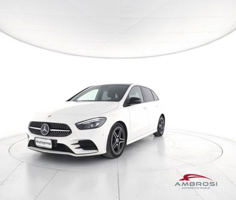 Mercedes-Benz CLA Shooting Brake 180 d Automatic Shooting Brake Premium  del 2019 usata a Corciano