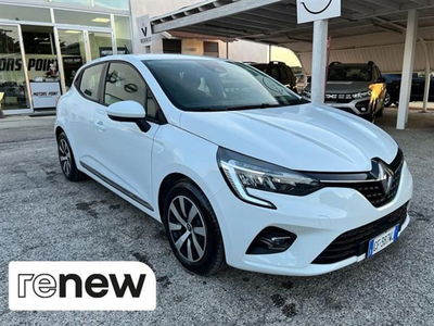 Renault Clio TCe 90 CV 5 porte Zen  del 2021 usata a Brindisi