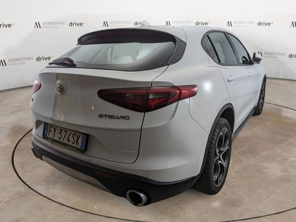 Alfa Romeo Stelvio usata a Bolzano (5)