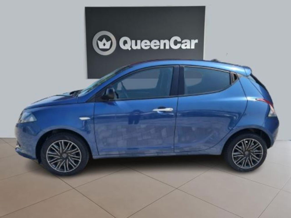 Lancia Ypsilon usata a Torino (17)