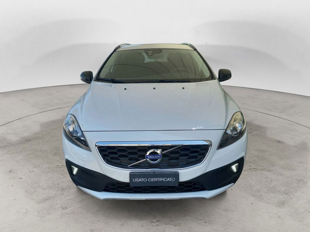 Volvo V40 Cross Country usata a Bari (2)