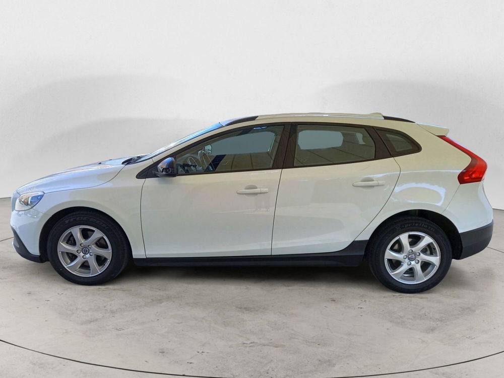 Volvo V40 Cross Country usata a Bari (5)