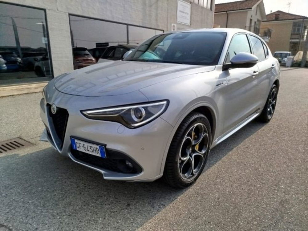 Alfa Romeo Stelvio usata a Torino (3)