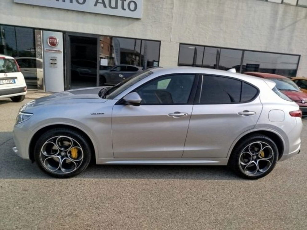 Alfa Romeo Stelvio usata a Torino (4)