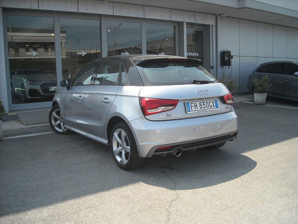 Audi A1 Sportback usata a Lucca (9)