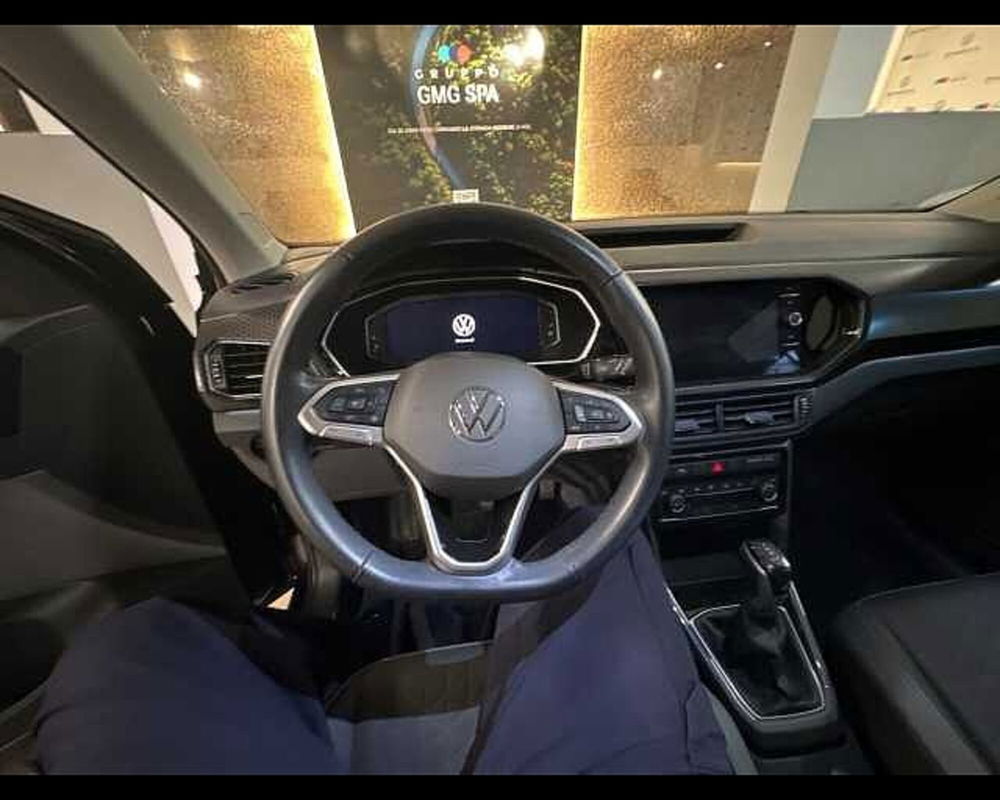 Volkswagen T-Cross usata a Prato (8)