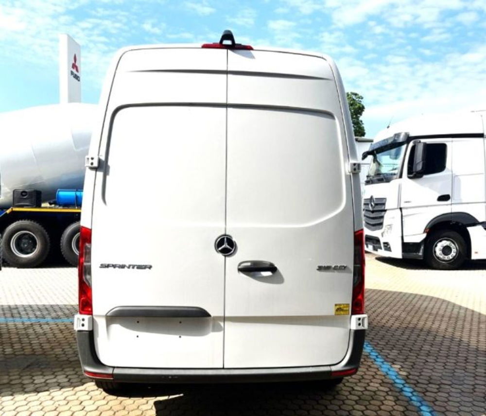 Mercedes-Benz Sprinter nuova a Bergamo (5)