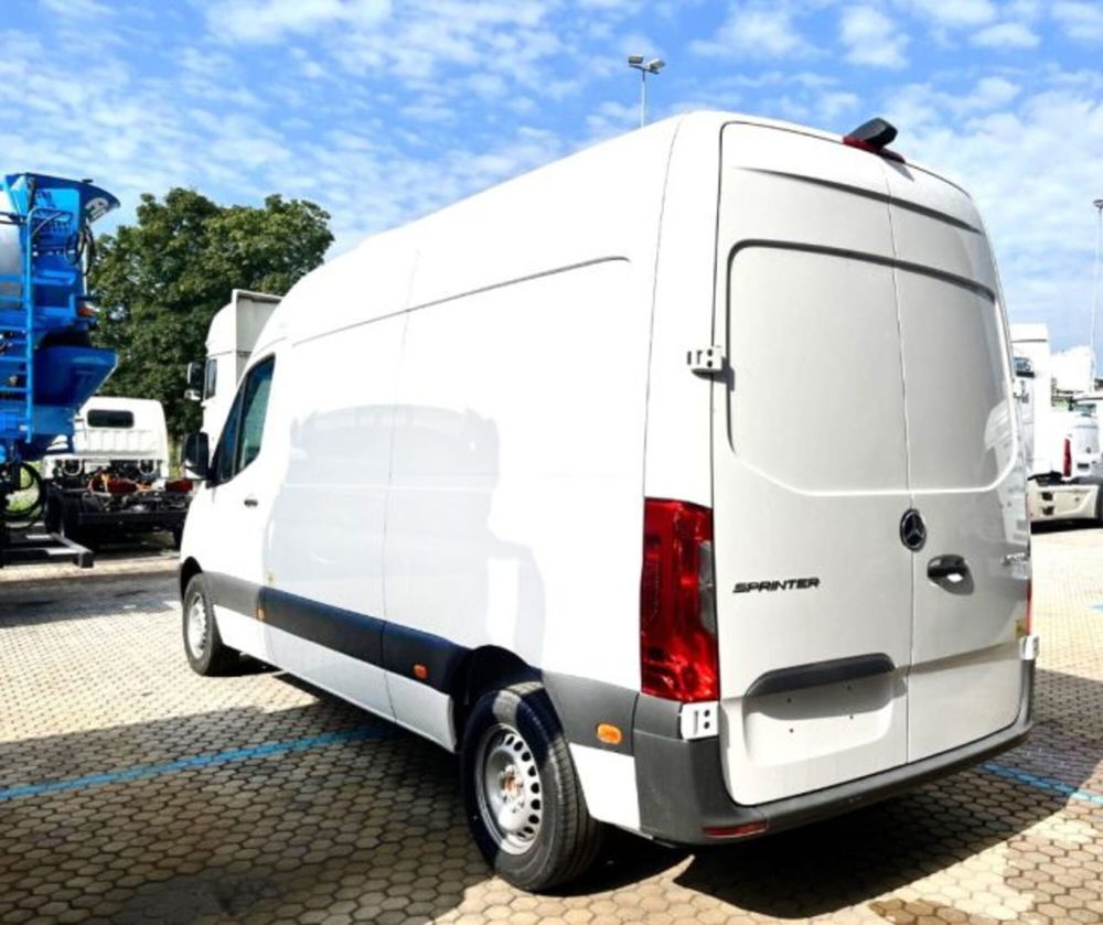 Mercedes-Benz Sprinter nuova a Bergamo (6)