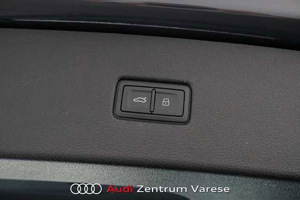 Audi Q5 Sportback usata a Varese (18)