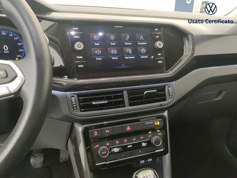 Volkswagen T-Cross usata a Varese (13)