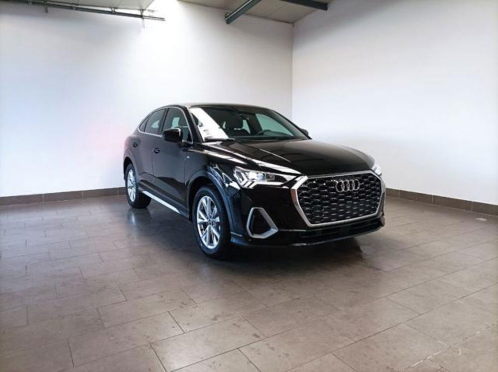 Audi Q3 Sportback nuova a Milano