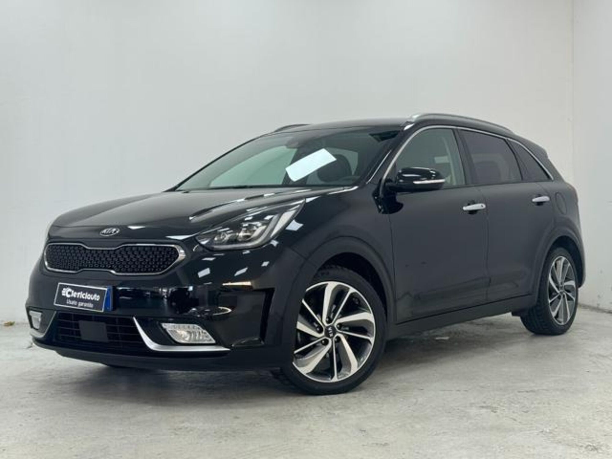 Kia Niro 1.6 GDi DCT HEV Energy  del 2019 usata a Lurate Caccivio