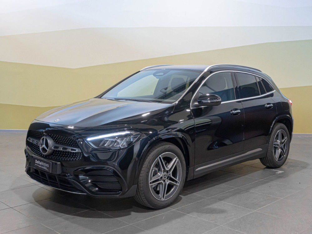 Mercedes-Benz GLA SUV nuova a Ancona