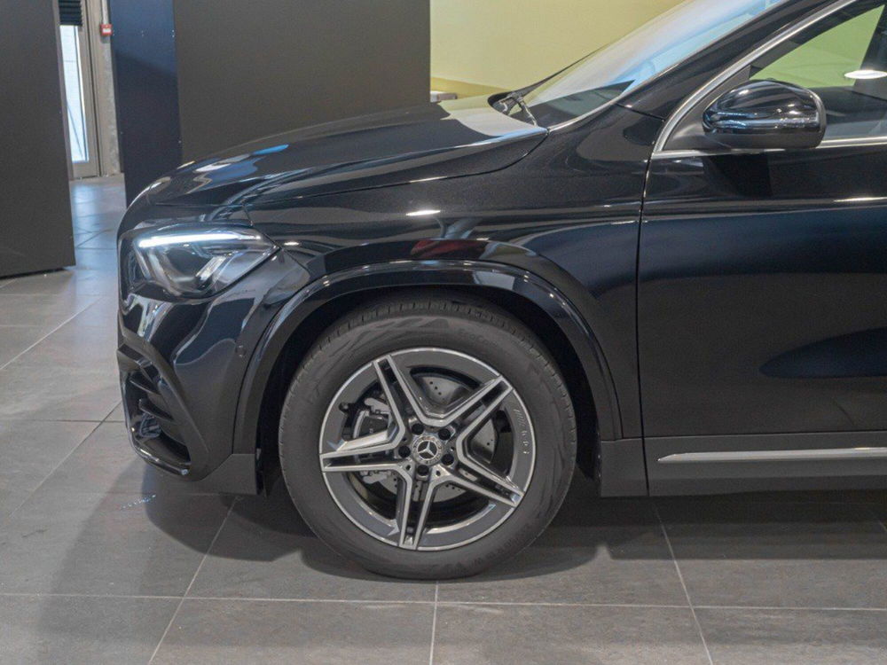 Mercedes-Benz GLA SUV nuova a Ancona (4)