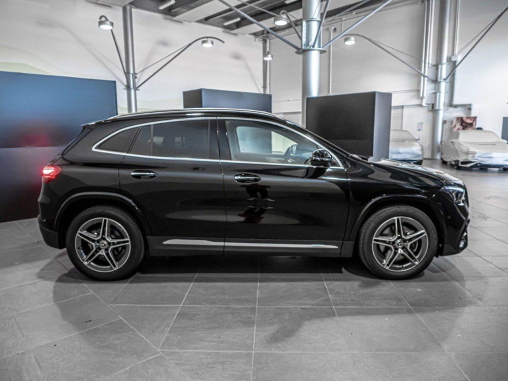 Mercedes-Benz GLA SUV nuova a Ancona (9)