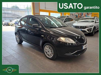 Lancia Ypsilon 1.2 69 CV 5 porte Silver  del 2017 usata a Vaiano Cremasco