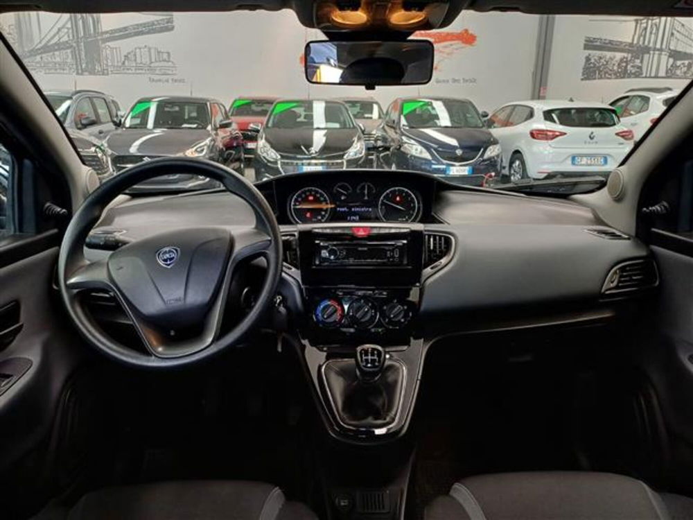 Lancia Ypsilon usata a Cremona (11)