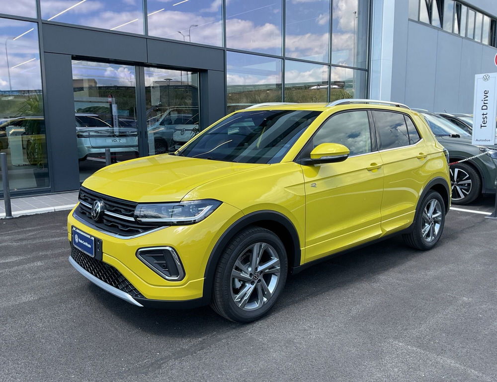 Volkswagen T-Cross nuova a Salerno