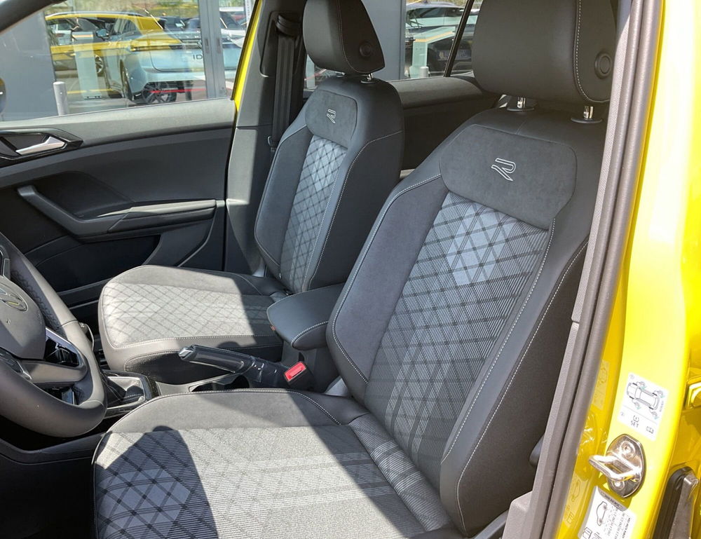 Volkswagen T-Cross nuova a Salerno (8)