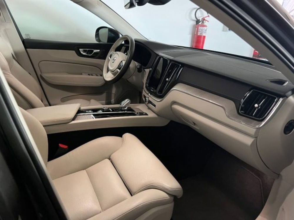 Volvo XC60 usata a Reggio Calabria (6)