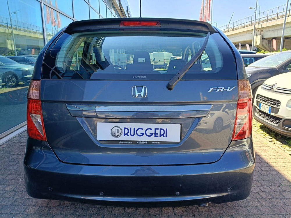 Honda FR-V usata a Rimini (6)