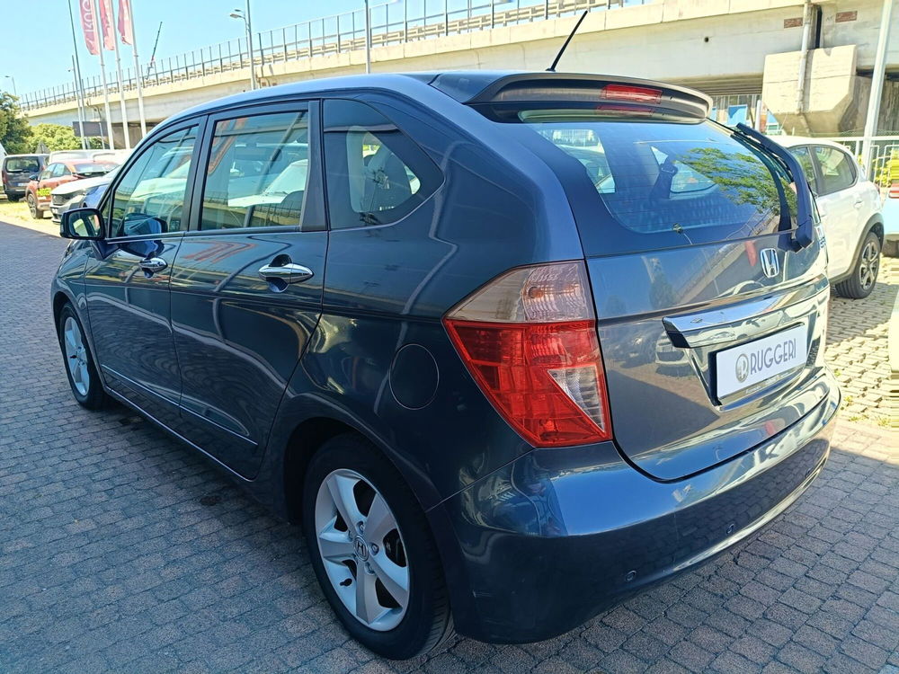 Honda FR-V usata a Rimini (7)