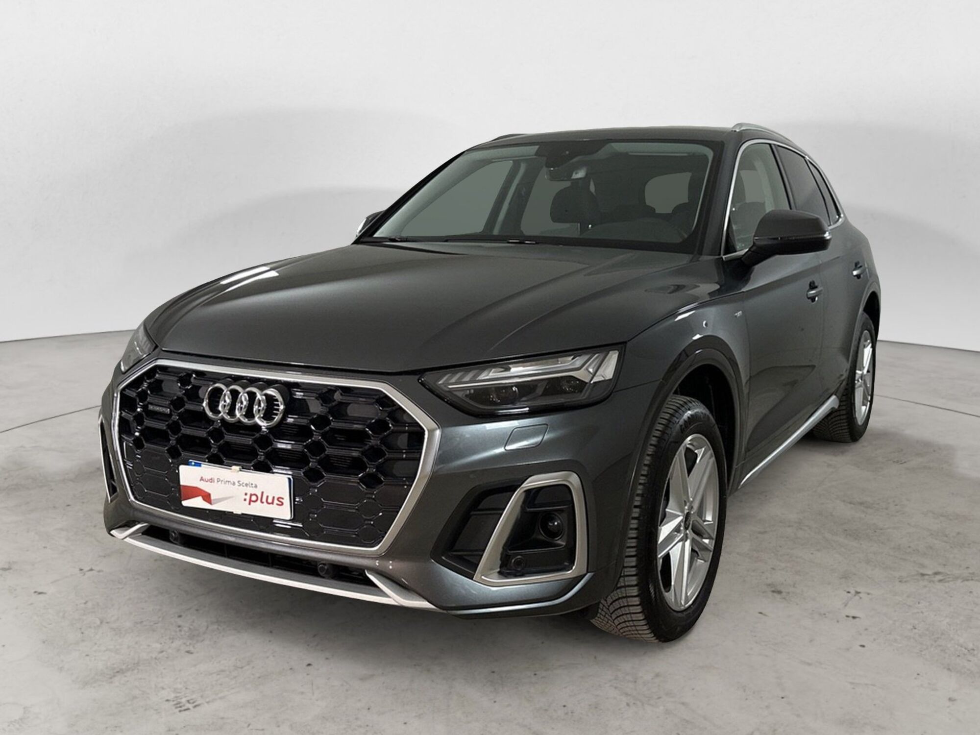 Audi Q5 40 TDI quattro S tronic S line plus  del 2023 usata a Nola