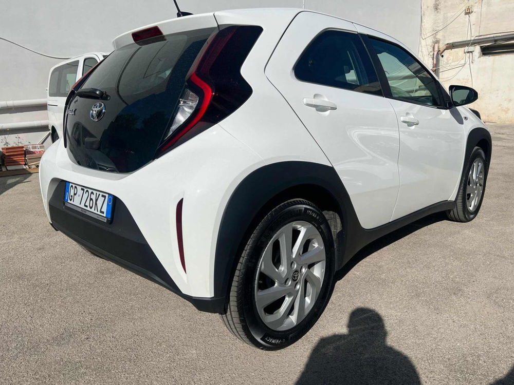 Toyota Aygo X usata a Foggia (8)