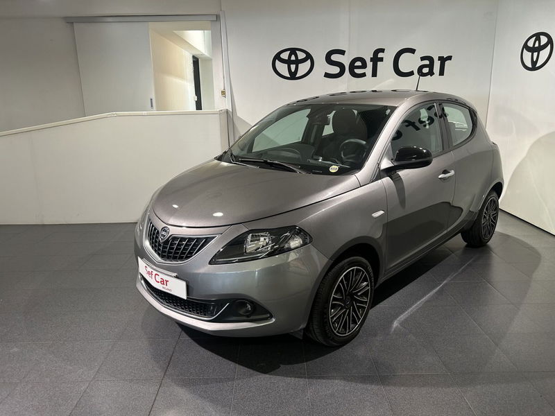 Lancia Ypsilon 1.0 FireFly 5 porte S&amp;S Hybrid Silver Plus del 2022 usata a Milano