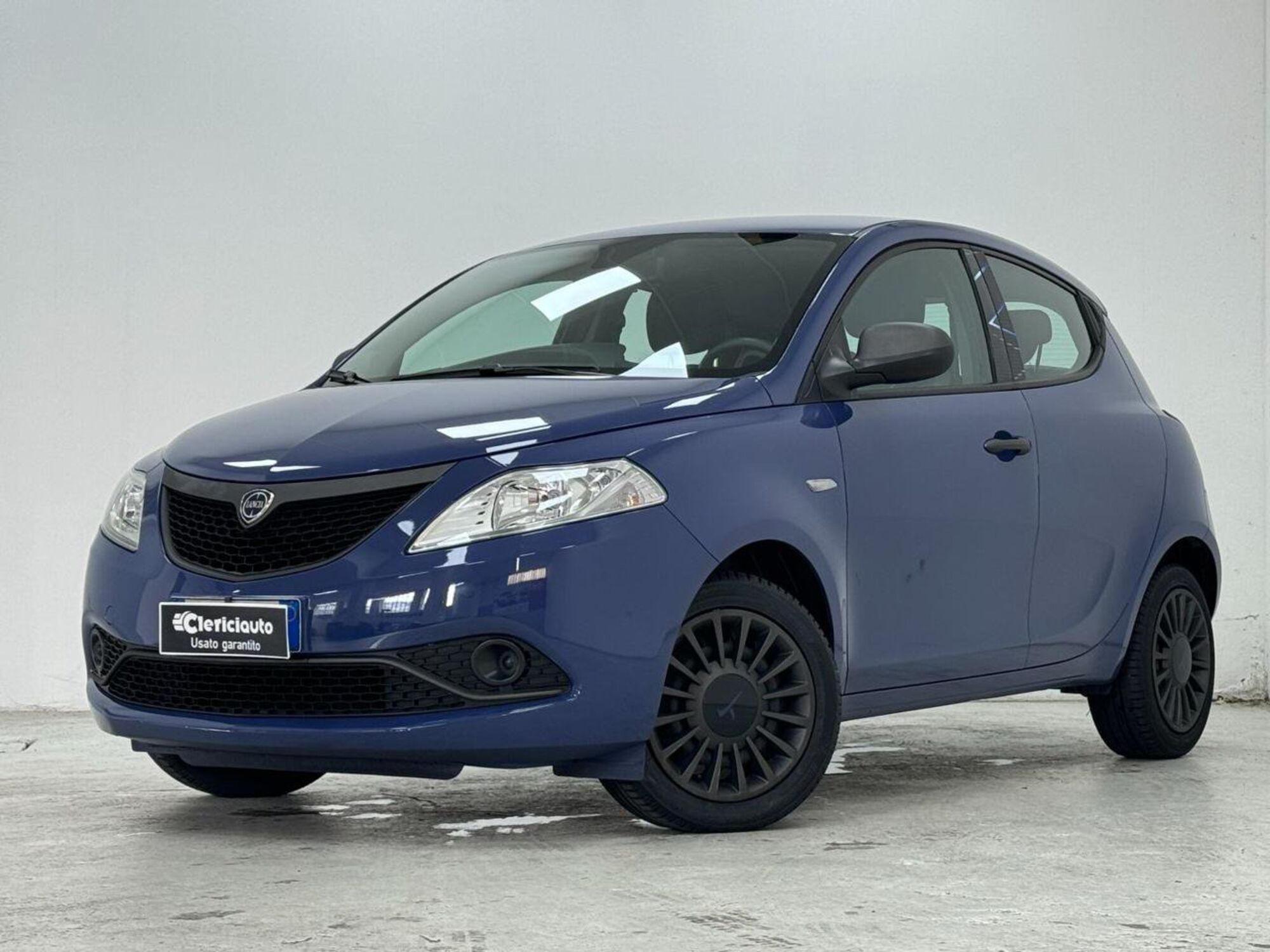 Lancia Ypsilon 1.2 69 CV 5 porte GPL Ecochic Unyca del 2018 usata a Lurate Caccivio