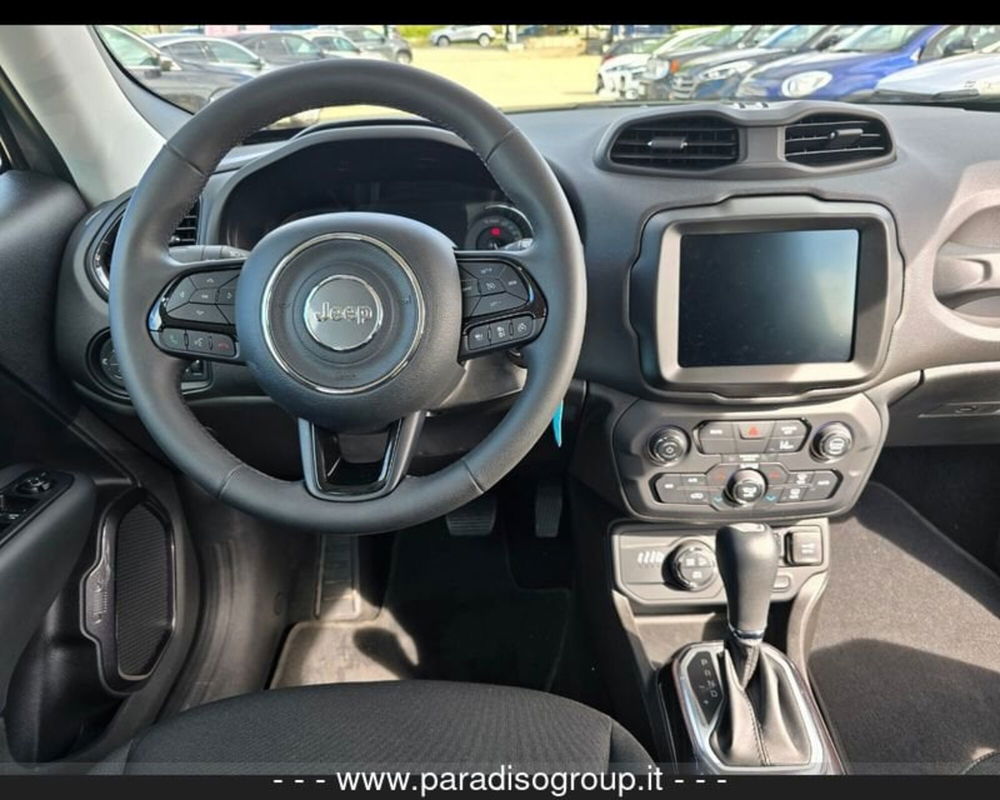 Jeep Renegade nuova a Catanzaro (8)