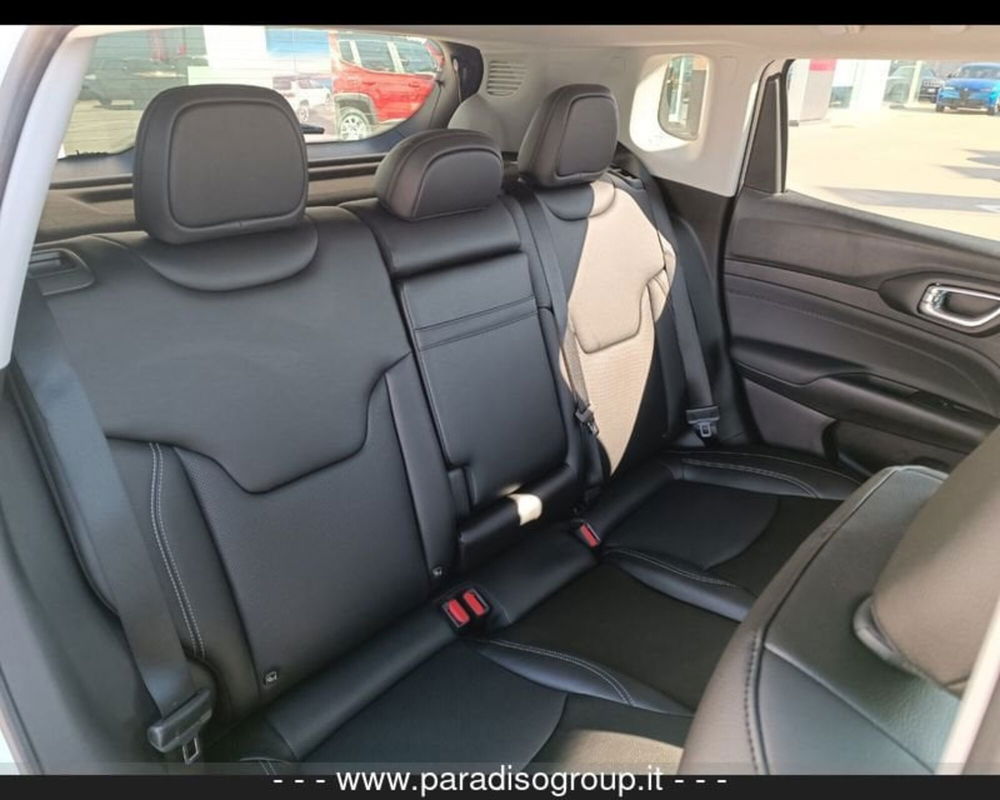 Jeep Compass nuova a Catanzaro (9)